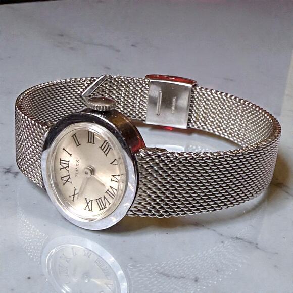 Vintage Timex Cocktail Watch Womens Stainless Mesh Bracelet Manual Wind RUNS Ladies TIMEX Mechanical Watch Vintage Stainless Steel Mesh  main image 2